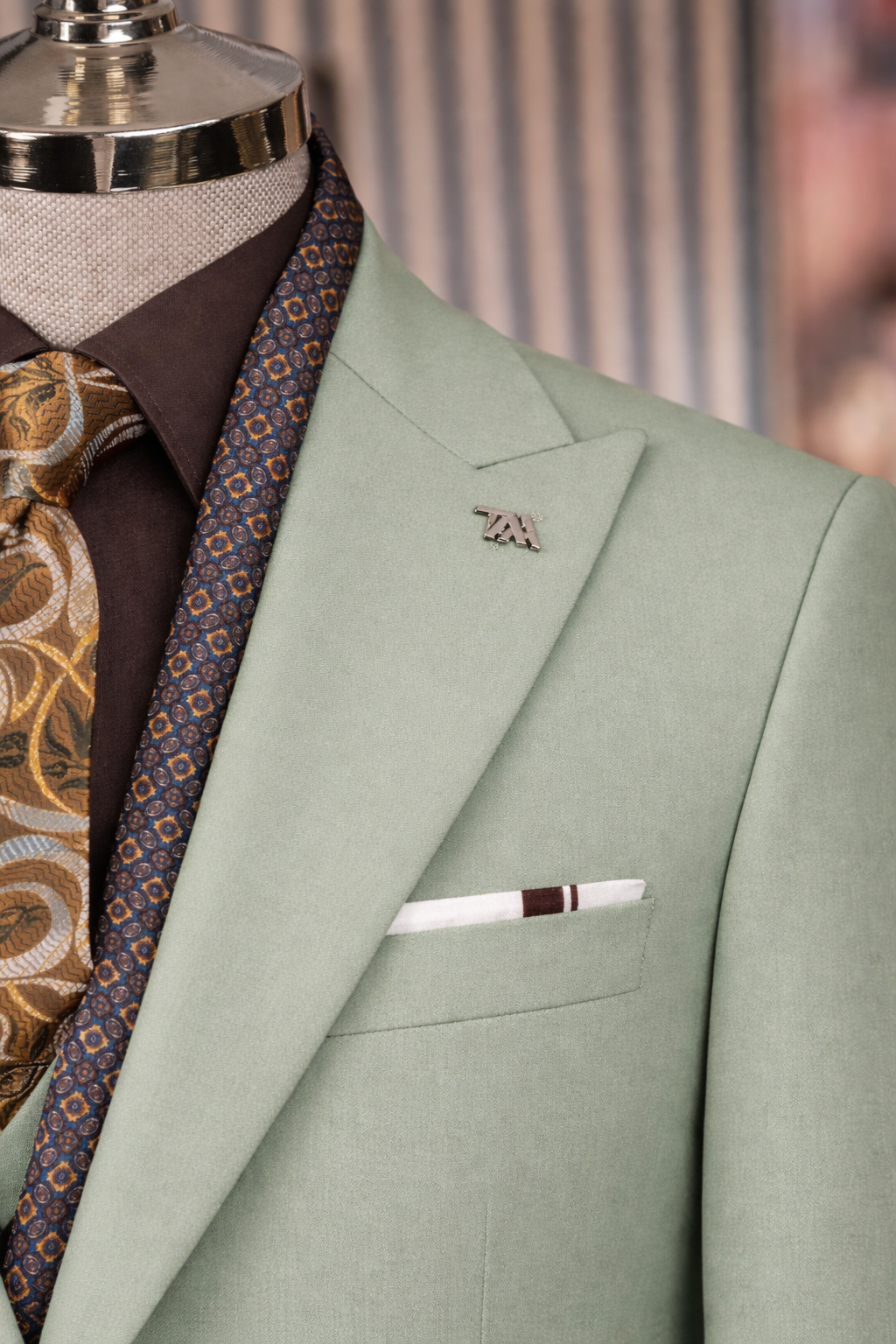 French Cuff Men's Lime Single Buttoned 3-Piece Suit